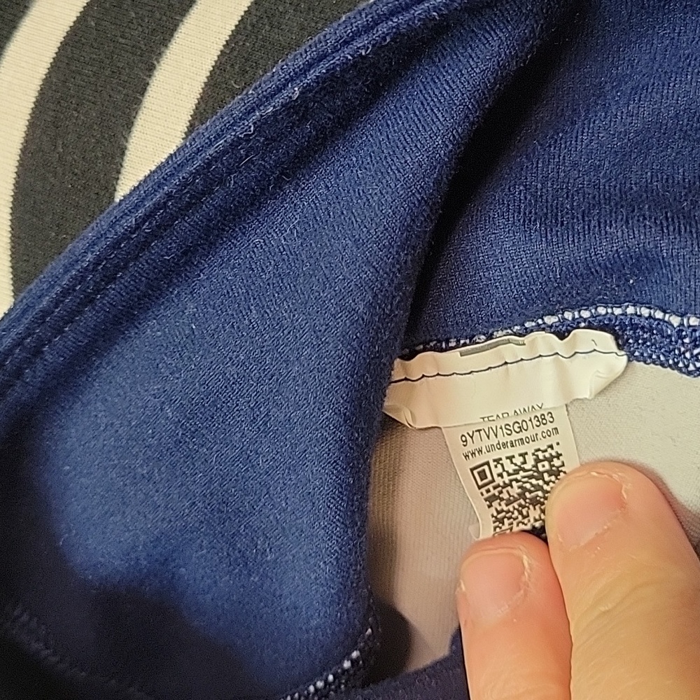 Under Armor woman pants medium - Picture 2 of 2